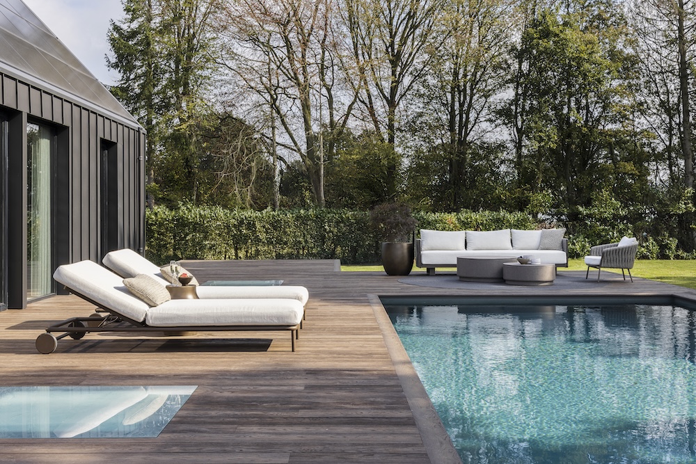2026 BOREK - frame bronze belt taupe rope charcoal Mobile lounger Loreto - frame bronze belt wengé Sofa Salentina - Fauteuil Genua - planter Aurora.jpg